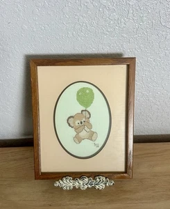 Nadelspitze Kunstwerk Bild Teddybär gerahmt & mattiert Handarbeit signiert - Bild 1 von 7