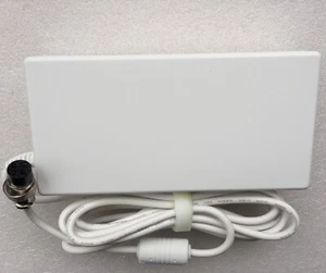 Moniteur chirurgical original LG 32HL714S-W 4K IPS DA-180B24 24,0V 7,5A adaptateur neuf@ - Photo 1/4