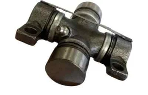 1955-1959 DeSoto Dodge Chrysler Front & Rear Driveshaft Universal Joint & Clips - Picture 1 of 6