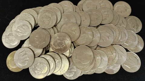 Mixed Lot of 100 Eisenhower Dollar Coins. No Culls!! XF/AU to BU only Cover