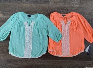 NWT TWO Womens My Michelle Juniors Blouses Tops Shirts Coral Green Lace M - Picture 1 of 12