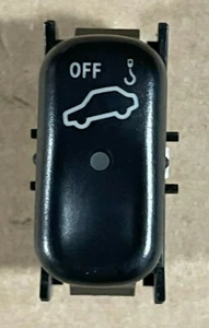 Mercedes W208 CLK (2002) Towing Switch A2108205910 - Picture 1 of 2