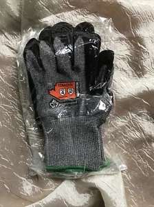 SUPERIOR GLOVE Stackxpnrt Tenactiv Glv, Sz 10 ANSI Abrasion/Cut Level 4 - Picture 1 of 3