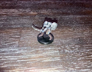 Karrnathi Zombie D&D Miniature War Drums mini Dungeons Dragons Pathfinder - Picture 1 of 1