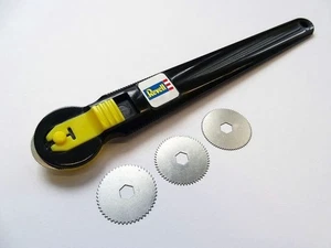 RV39076 - Revell Tools - Rivet Maker Tool - Picture 1 of 1