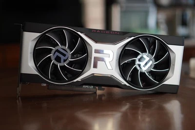 AMD Radeon RX 6700 XT Founders Editon - Immagine 1 di 4