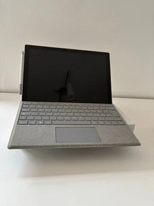 Microsoft Surface Pro 6 + Due Tastiere + Microsoft Pen + Microsoft Mouse - Foto 1 di 6