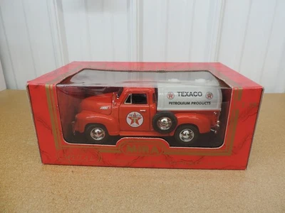 1953 雪佛兰皮卡 1/18 MIRA 德士古燃气卡车压铸红色盒 Z — 第 1/4 张图片