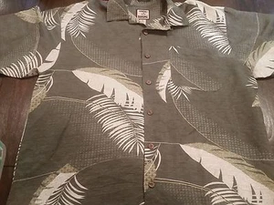 Vintage Tommy Bahama Silk Green Floral Button Front Shirt (Medium) E.U.C - Picture 1 of 7