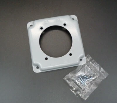 Cubierta de salida de apertura comercial Leviton de 2 1/2 pulgadas Foto 1 de 3