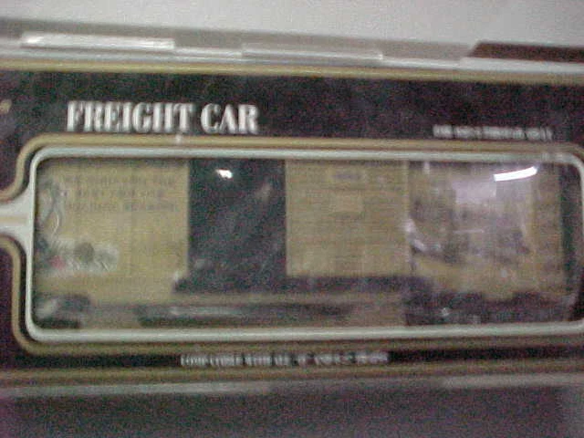 K-LINE,,,,,# K-641-7403,,,,1998 HOLIDAY BOXCAR - Image 1 of 1