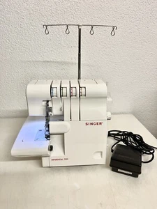 Singer Overlock-Maschine 14SH654 Nähmaschine 3/4 Faden Differential Transport - Bild 1 von 7