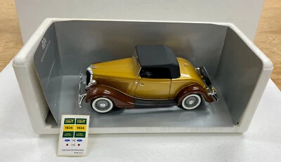 Solido Prestige Die Cast 1934 Ford Roadster - Image 1 of 4