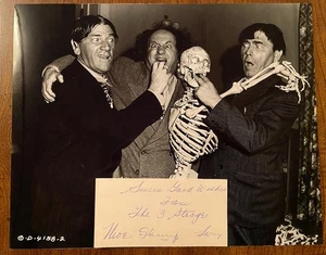 The Three Stooges Signed Autographed Card w Photo With COA Moe Larry Shemp RARE - Picture 1 of 8