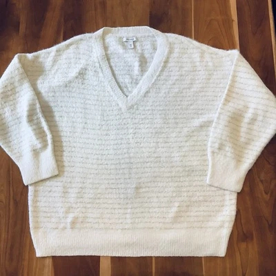 Suéter Pullover Nine West Cuello en V Rayas Doradas Blanco Difuso Metálico Tejido Acogedor Foto 1 de 4