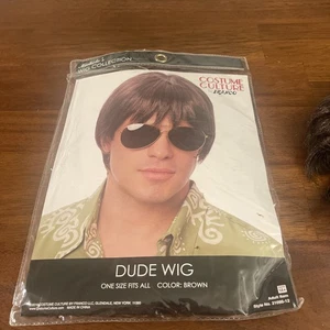 Michelle’s Wig Collection Dude Perücke. Halloween Kostüm 70’er Jahre Perücke. Neu - Bild 1 von 4