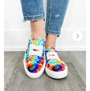Blowfish Malibu Sherpa Lined Slide/Sneaker Hybrid Gr. 7,5 & elastische Details - Bild 1 von 9
