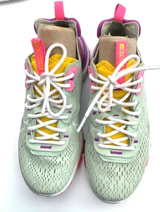 Nike React Vision Dimsix Womens Pale Green Size 4.5 UK - Picture 1 of 7