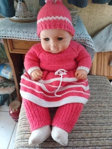 DDR Baby Puppe Mit Selbst Gehägelten Kleid - Bild 1 von 5