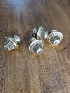 4 POMME DE PIN BOULE MONTEE ESCALIER BARRE DE RIDEAU EN LAITON - Photo 1/6