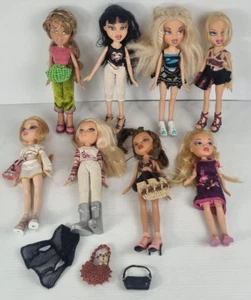 Bratz Dolls x8 25cm MGA 2001 With Accessories - Picture 1 of 11