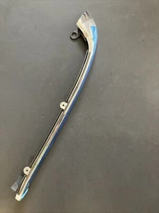 112749467 Alfa Romeo 164 EU (92-97) US (94-95) Right Front Chrome Bumper Molding - Picture 1 of 9