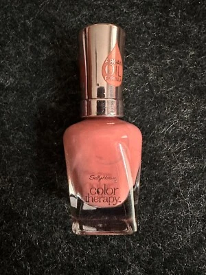 Sally Hansen Color Therapy Nagellack 240 „Primrose and Proper“ - Bild 1 von 4