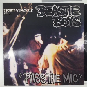 THE BEASTIE BOYS Pass the Mic ETCHED 4 TRACK EP ONE SIDED 12" Vinyl Record - Picture 1 of 17