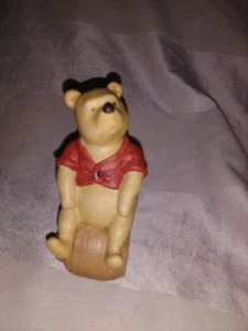 Willitts WINNIE THE POOH Classic Figural Bell Pooh on Honey Pots - Picture 1 of 6