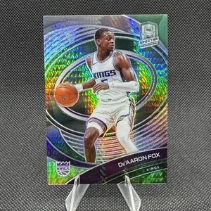 DE'AARON FOX 2020-21 Panini Spectra Asia VERDE #6 Sacramento Kings - Imagen 1 de 2