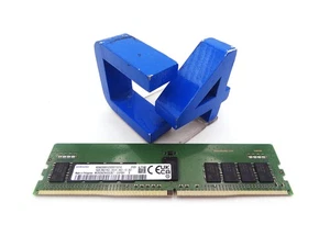SAMSUNG M393A2K43CB2-CVFBY Samsung 16GB DDR4-2933MHz PC4-23400 ECC Registered - Picture 1 of 1
