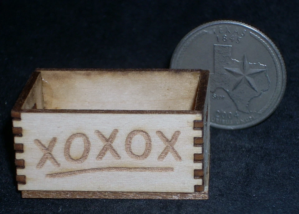 XOXOX Crate Hugs & Kisses Valentine's Day 1:12 Miniature Candy Store Holiday Foto 1 de 1