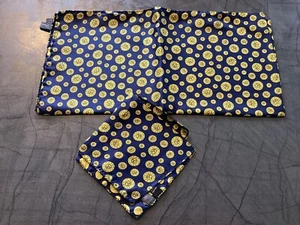 CHRISTIAN FISCHBACHER Herren 100% SEIDE Halstuch TUCH +Brusttasche Tuch blau neu - Bild 1 von 6