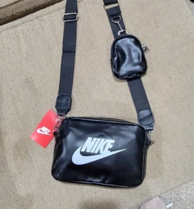 ✭✨❤️NWT Nike Purse Crossbody with Mini Bag❤️✨✭ - Picture 1 of 4