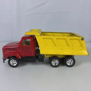 Ertl Pressed Steel Toy Dump Truck Red / Yellow 3605 USA 1591 - Picture 1 of 14