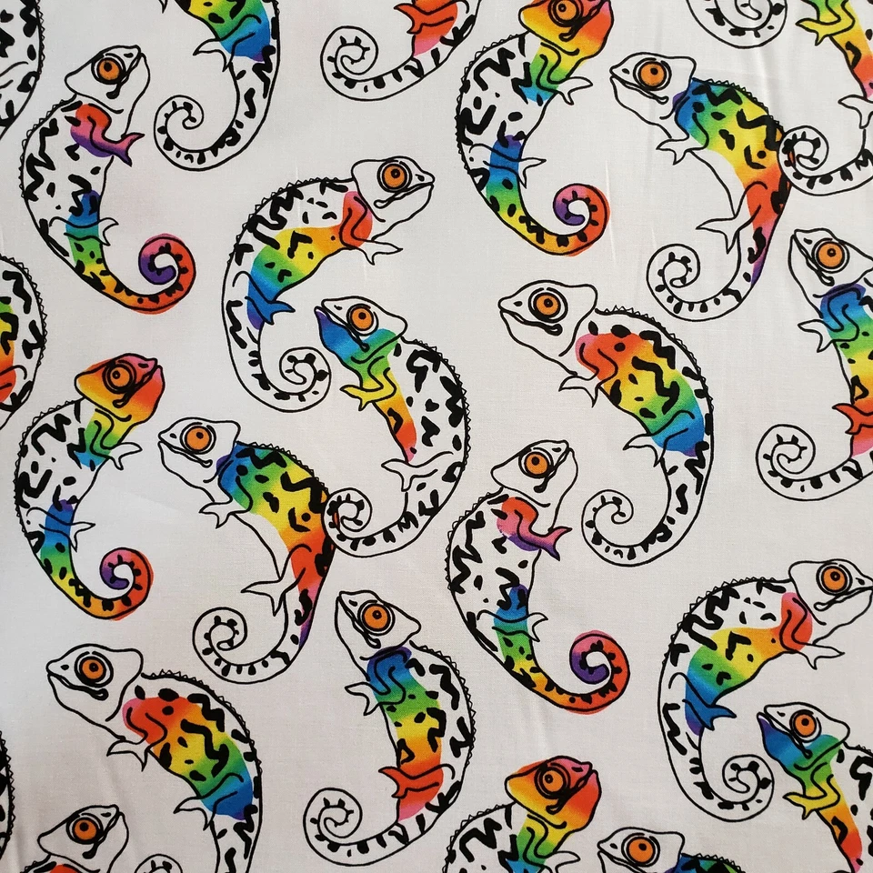 Tela de algodón Alexander Henry Folkorico Camaleón arco iris por yarda Foto 1 de 1