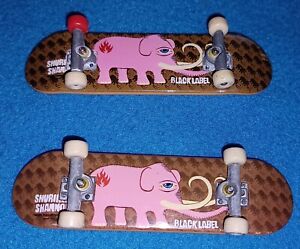 2Tech Deck Skateboard Fingerboard Shuriken Shannon Black Label Pink Elephant