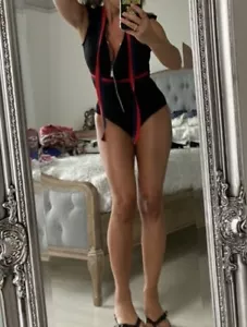 In vogue Body Top Size:S - Picture 1 of 5