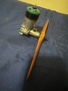 K&B Torpedo 35 Green Head RC Model Airplane Engine With Propellor - Picture 1 of 1