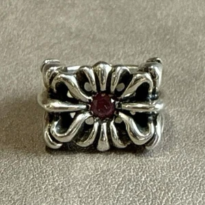 Anillo A&G con piedra roja A&G 20 - Imagen 1 de 19