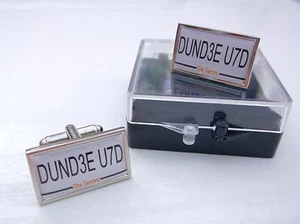 Dundee United Nummernschild Stil Herren Manschetten Abzeichen Geschenk - Bild 1 von 1