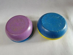 Vintage 1950's Wooden Duncan Beginners Yoyo Lot Yellow & Blue Purple & Blue - Picture 1 of 10