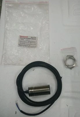 HONEYWELL AB30B10-2 INDUCTIVE PROXIMITY SENSOR 20-250 VAC, 10MM (2 PCS) - Image 1 of 4