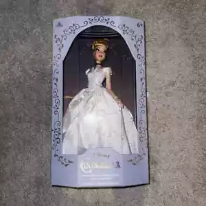 2025 Disney Cinderella 75th Anniversary Limited Edition Doll - Picture 1 of 3