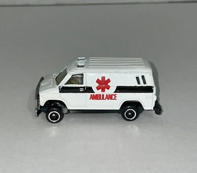 Chevrolet Ambulancia Coche Juguete Van De Colección, Blanco, 1/64 Foto 1 de 4