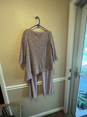 Top asimétrico Oleg Cassini formal 2 piezas madre de la novia malva 8 encaje Foto 1 de 4