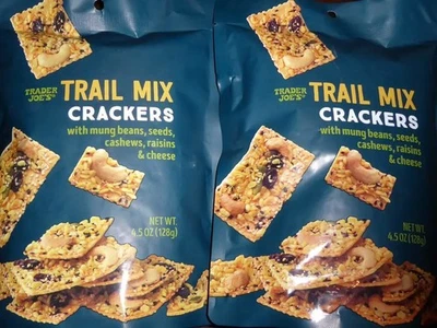 2 paquetes de galletas Trader Joe's Trail Mix de 4,5 oz cada paquete, total 9 oz Foto 1 de 3