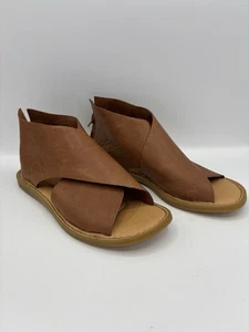 Born Sandalen Damen 6M Iwa Riemchen braun Leder offene Zehenpartie Freizeit F7800 Gladiator - Bild 1 von 9
