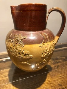  OLD DOULTON LAMBETH 1800s STONEWARE JUG WITH DRINKING SCENES 8" HIGH VINTAGE - Foto 1 di 9