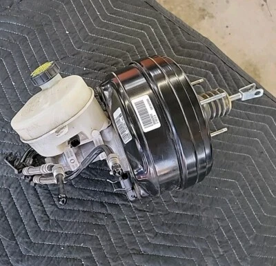 2015-2017 Ford Mustang Power Brake Booster Master Cylinder FR3C-2B195-BK Foto 1 de 4